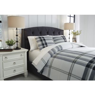 Stayner 3 Piece Comforter Set