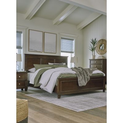 Danabrin 7 Piece Panel Bedroom