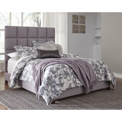 Dolante Gray Upholstered Bed