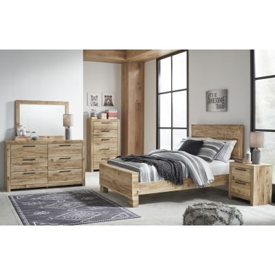 Hyanna 7 Piece Full Panel Bedroom